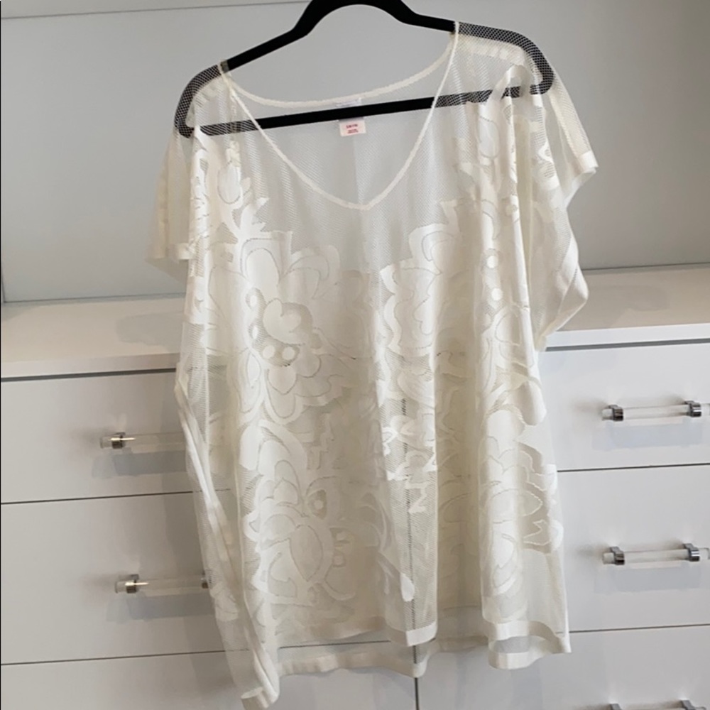Lace coverup